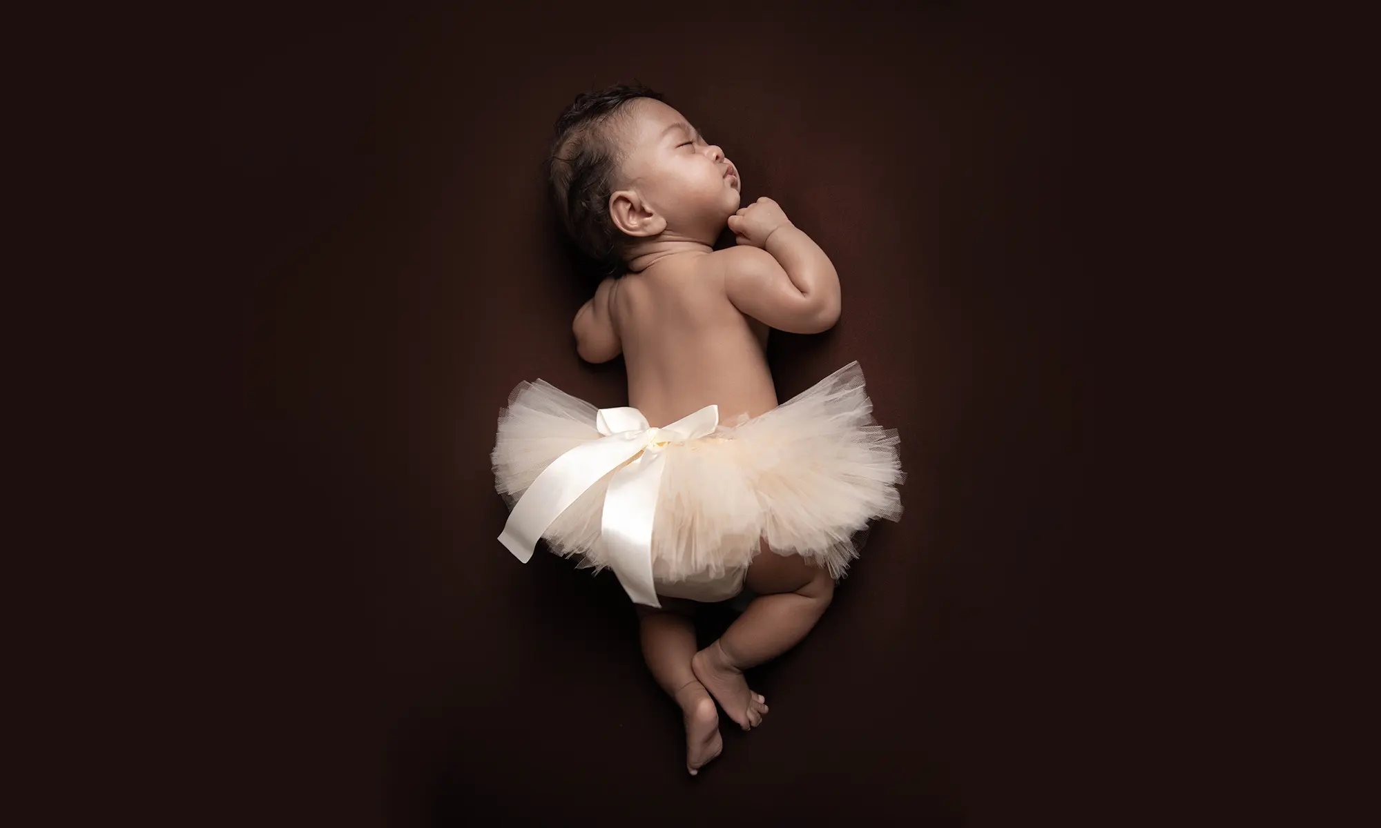 Delicate newborn photography session in North Shore, Sydney - newborn photographer